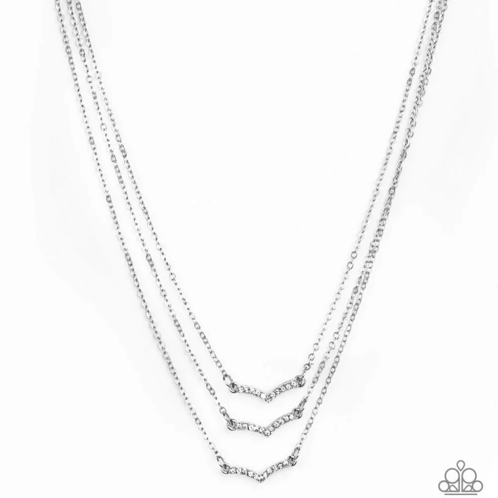 Paparazzi Jewelry Accessories - Pretty Petite - White Necklace - Vintage